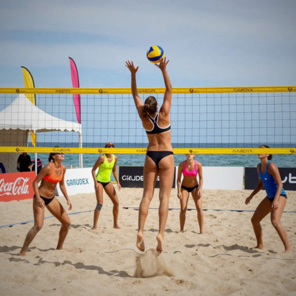 Set 66 điểm và hóa đơn cơ thể mà tỷ số 3-0 không thanh toán