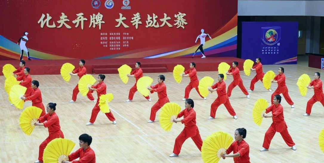 SEC kéo giải bơi lội lên bảy ngày: khi thể thao đại học Mỹ thử nghiệm lại chính mình