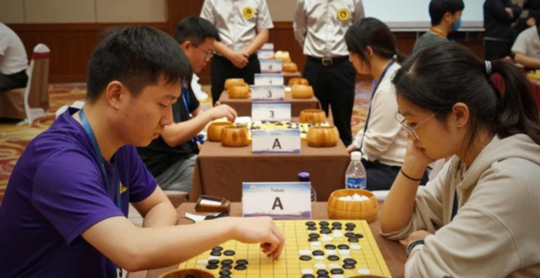 Olympic Cờ vua: Gukesh được xếp bàn 4 cho Ấn Độ; Humpy dẫn dắt đội tuyển nữ